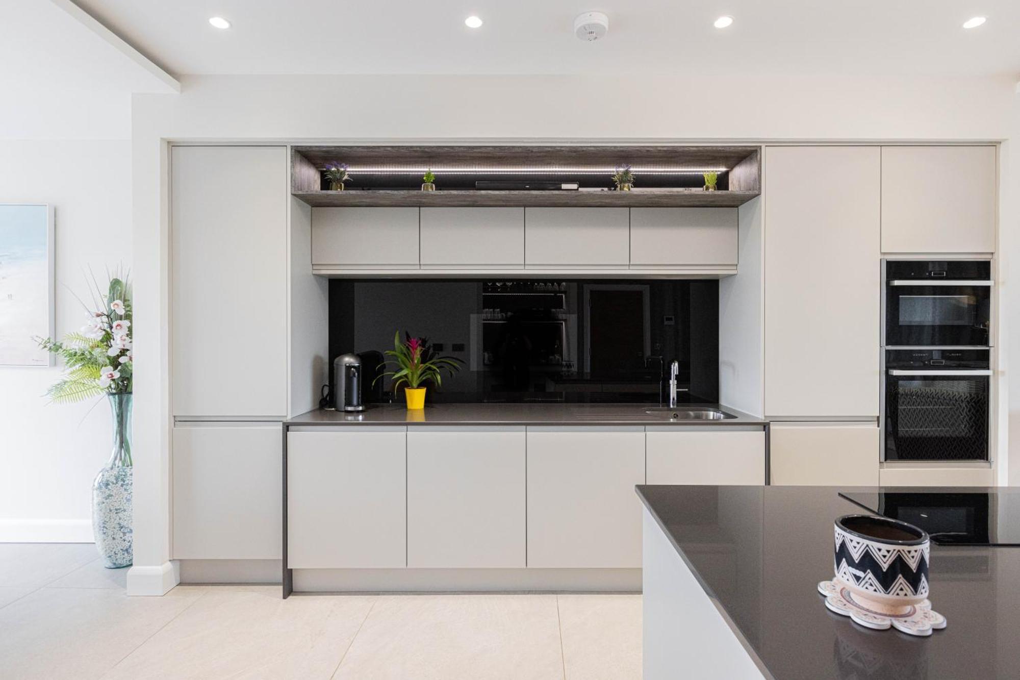 Curran Gate Luxury Serviced Apartments, พอร์ตรัช ภายนอก รูปภาพ