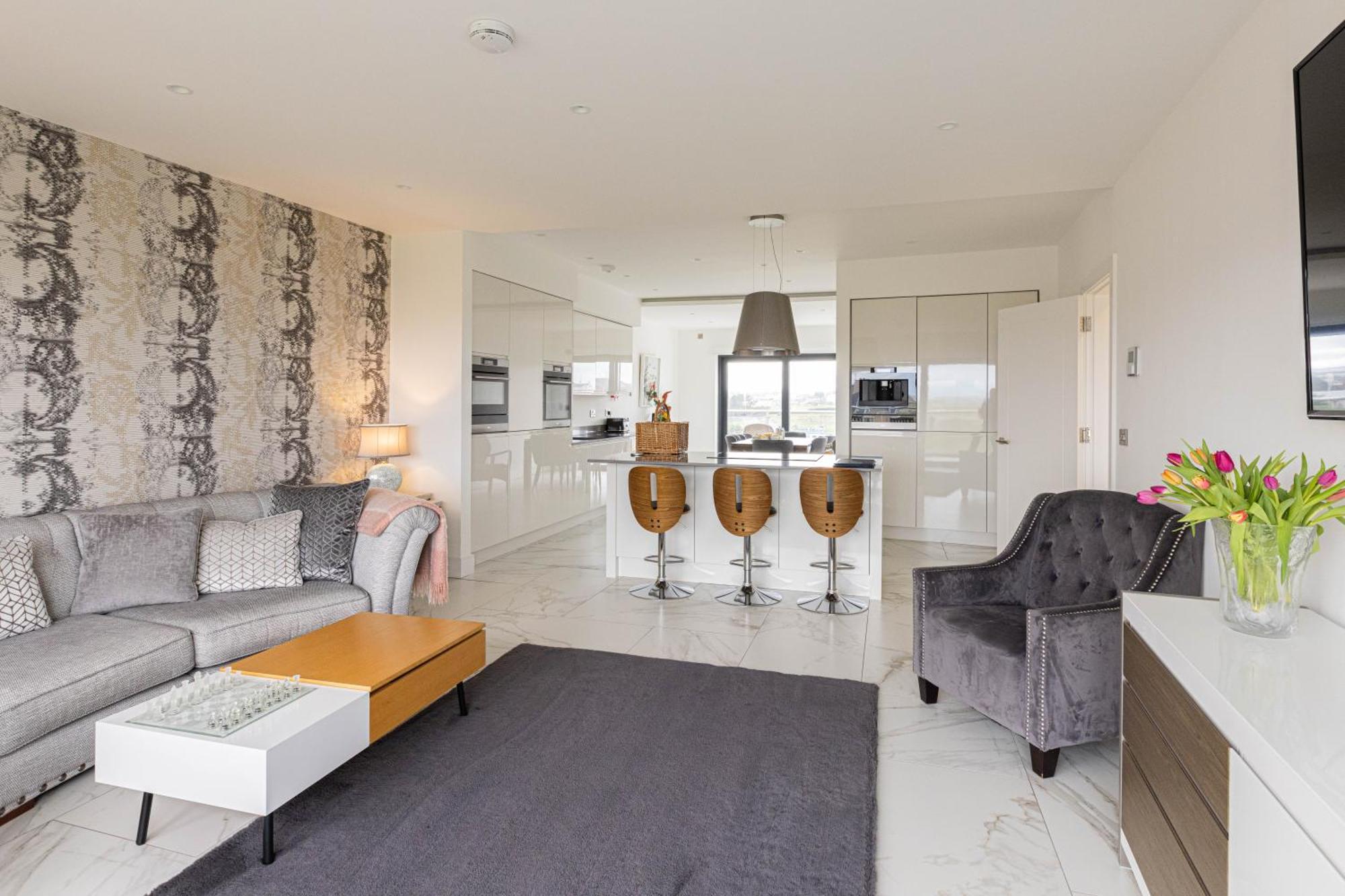 Curran Gate Luxury Serviced Apartments, พอร์ตรัช ภายนอก รูปภาพ